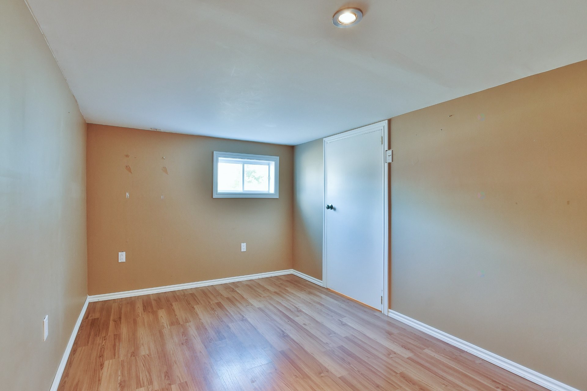 









828


Rg St-Esprit

,
L'Épiphanie,




QC
J5X2M6

