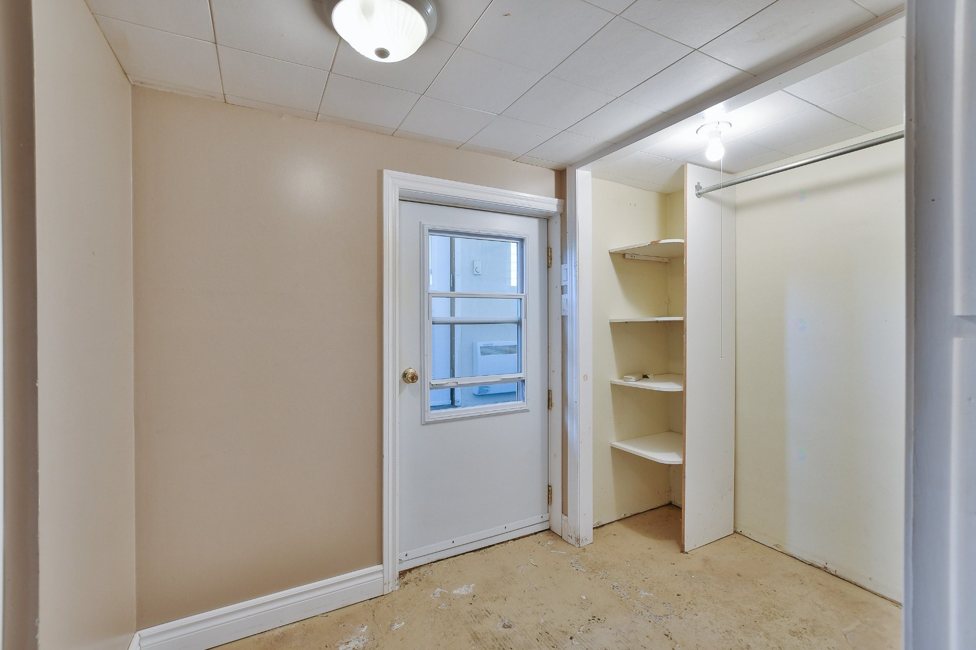 









828


Rg St-Esprit

,
L'Épiphanie,




QC
J5X2M6

