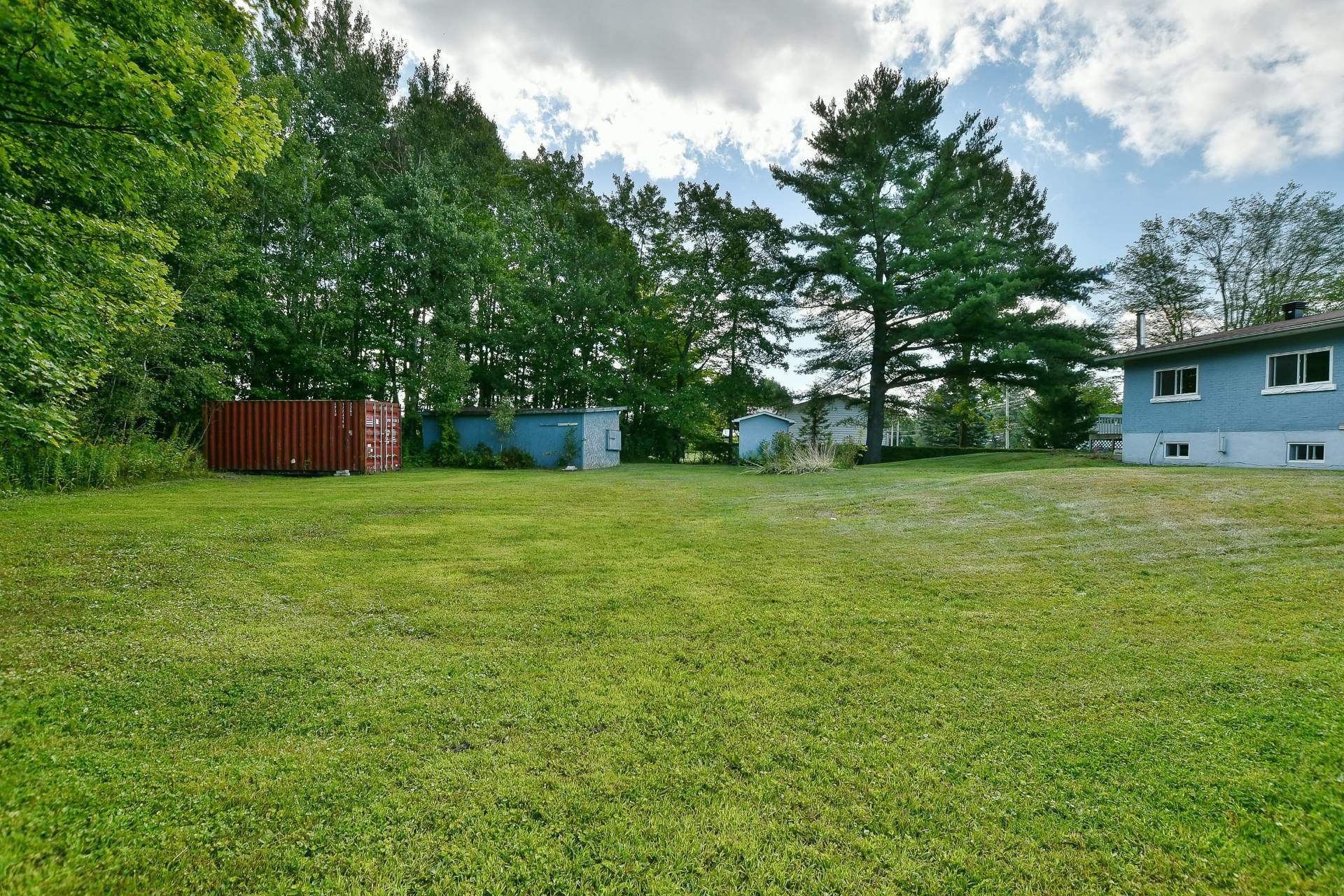 









828


Rg St-Esprit

,
L'Épiphanie,




QC
J5X2M6

