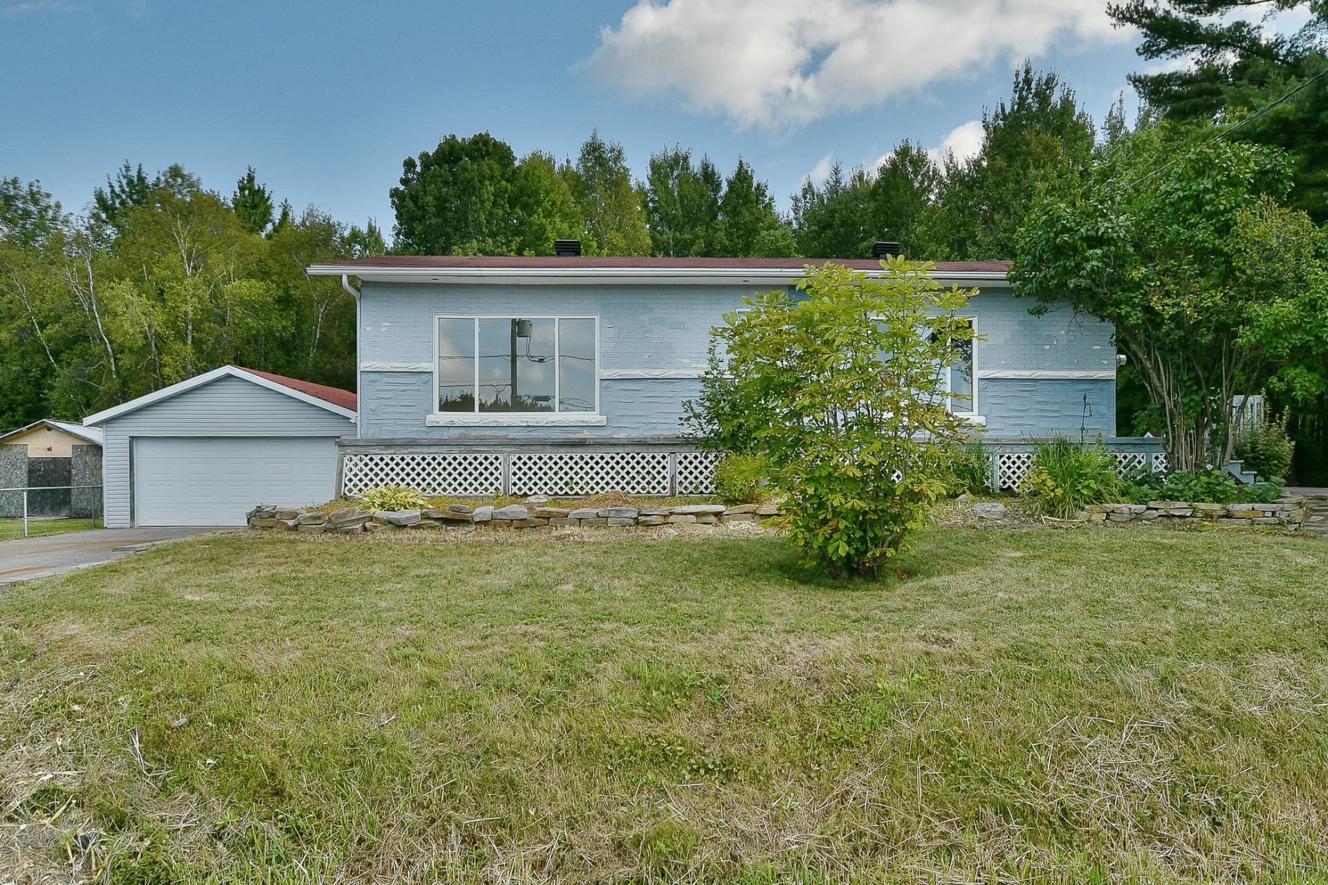 









828


Rg St-Esprit

,
L'Épiphanie,




QC
J5X2M6

