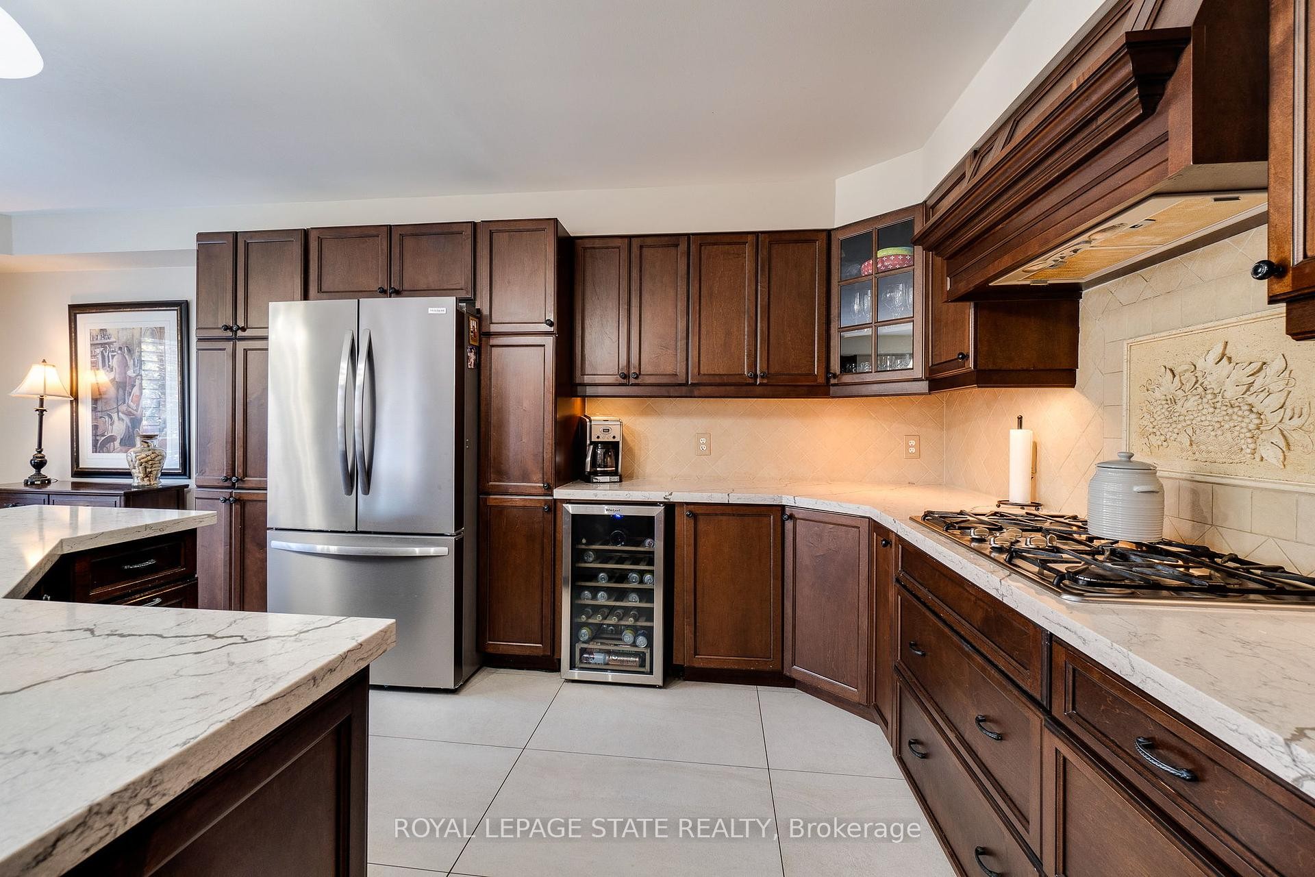 









274


Springvalley

Crescent,
Hamilton,




ON
L9C 0B4

