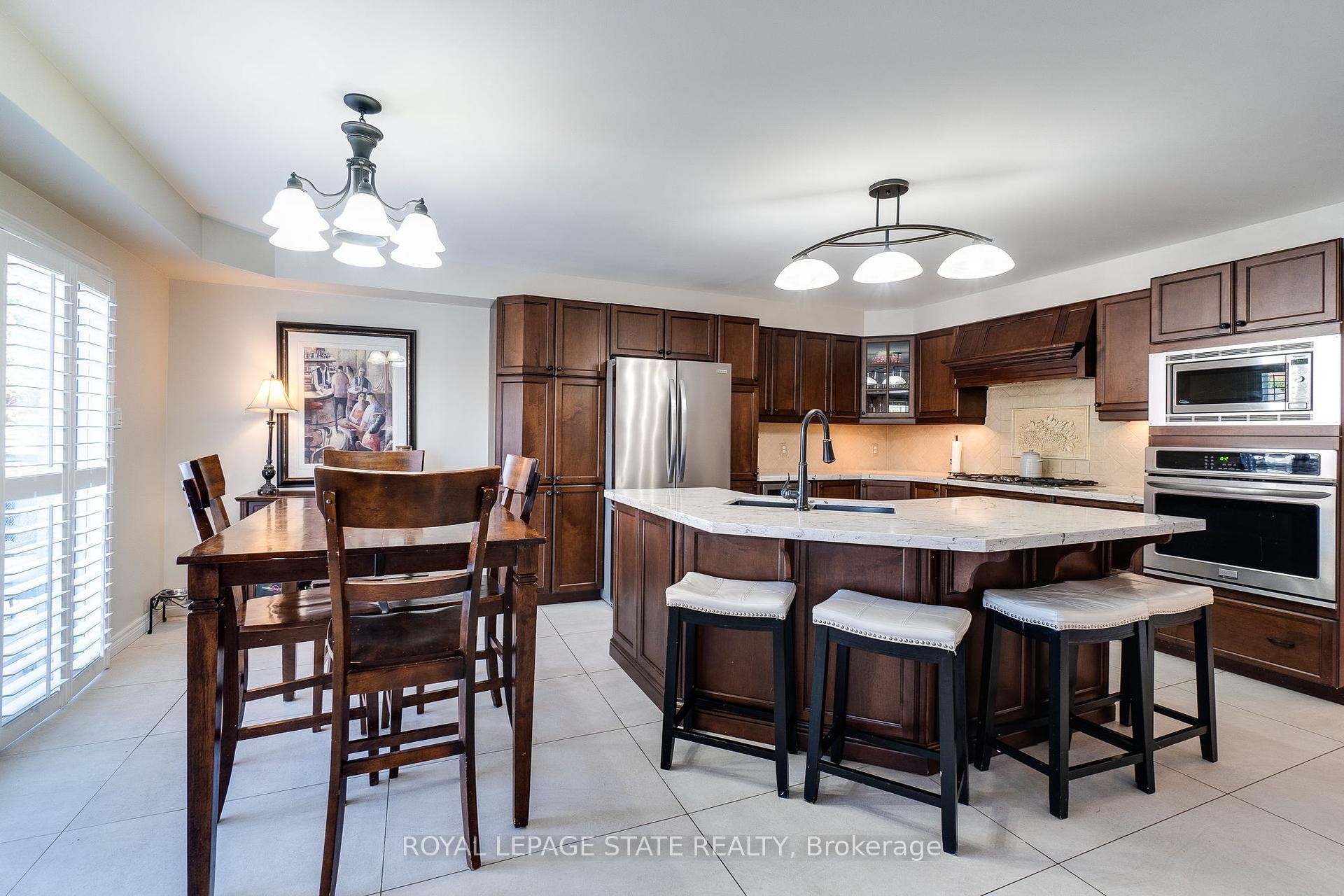 









274


Springvalley

Crescent,
Hamilton,




ON
L9C 0B4

