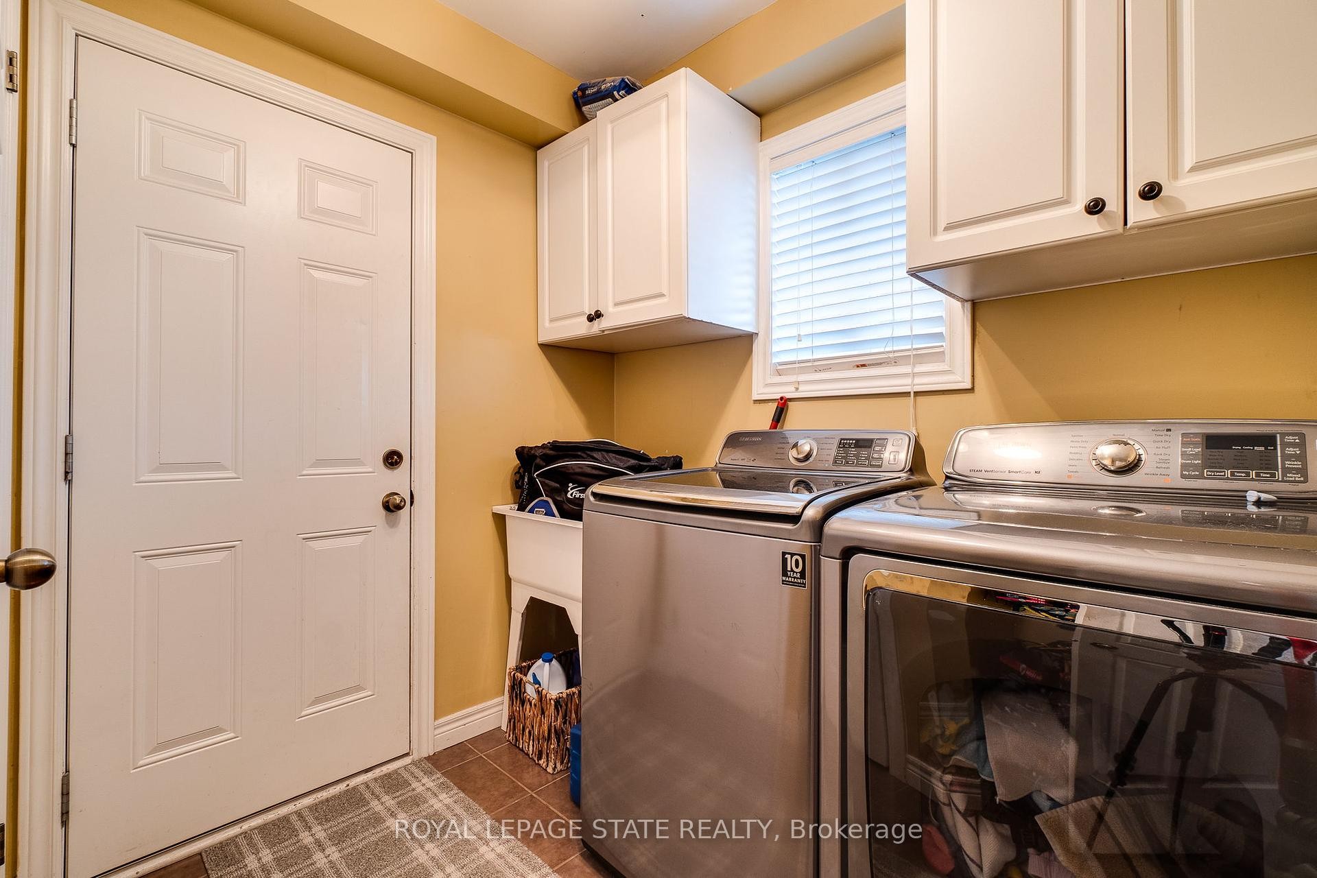 









274


Springvalley

Crescent,
Hamilton,




ON
L9C 0B4

