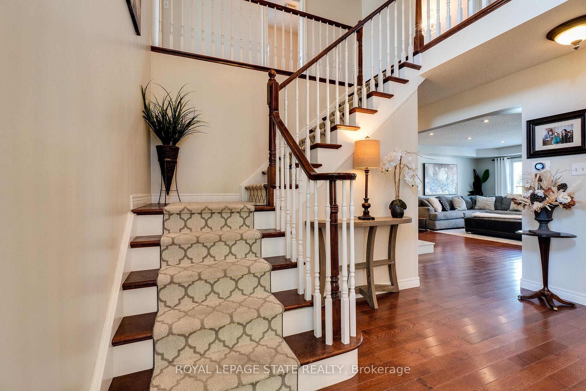 









274


Springvalley

Crescent,
Hamilton,




ON
L9C 0B4

