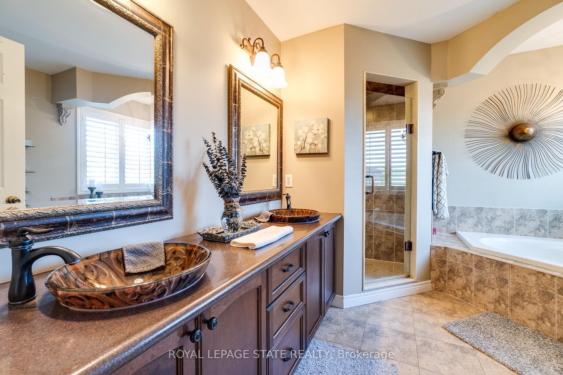 









274


Springvalley

Crescent,
Hamilton,




ON
L9C 0B4

