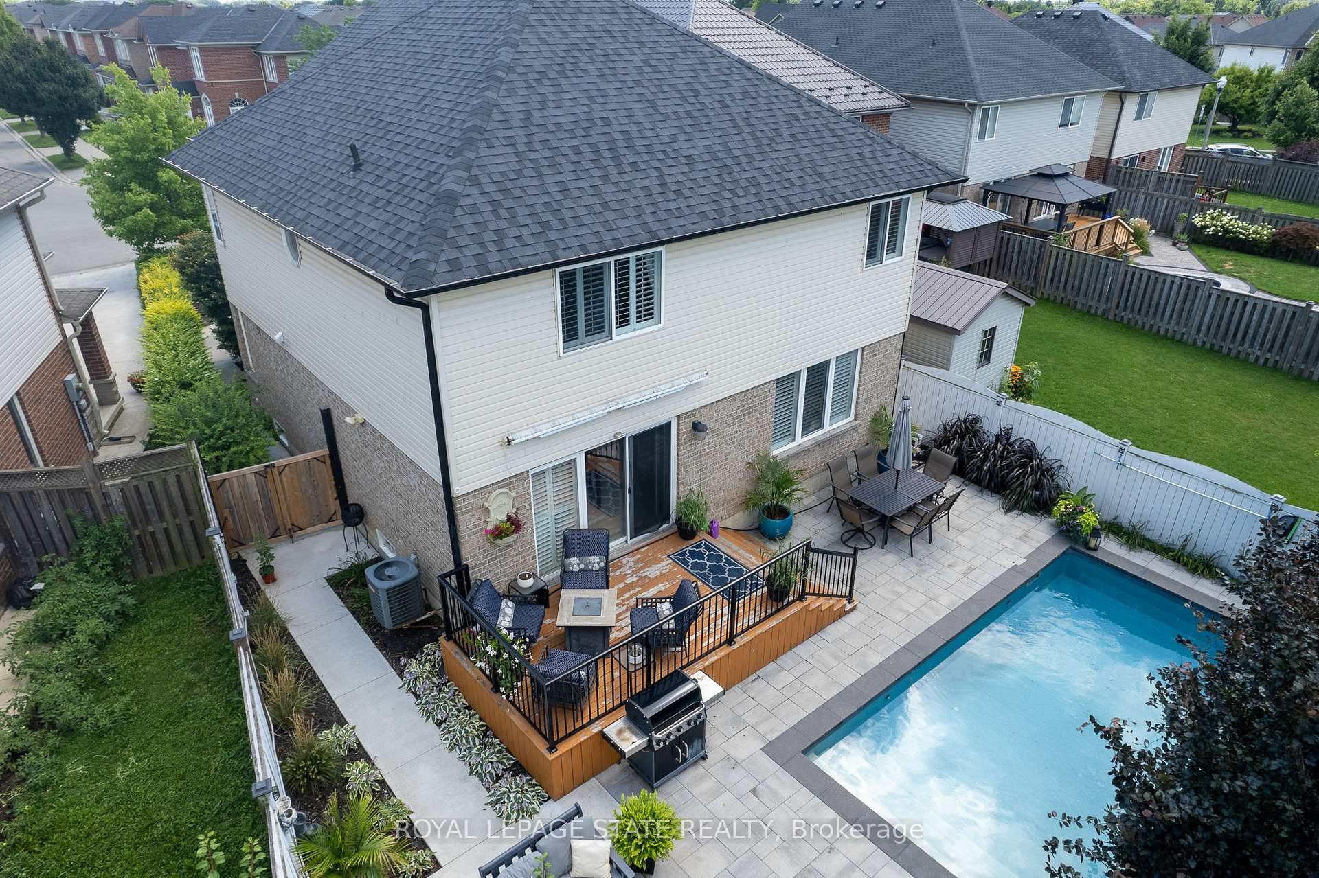 









274


Springvalley

Crescent,
Hamilton,




ON
L9C 0B4

