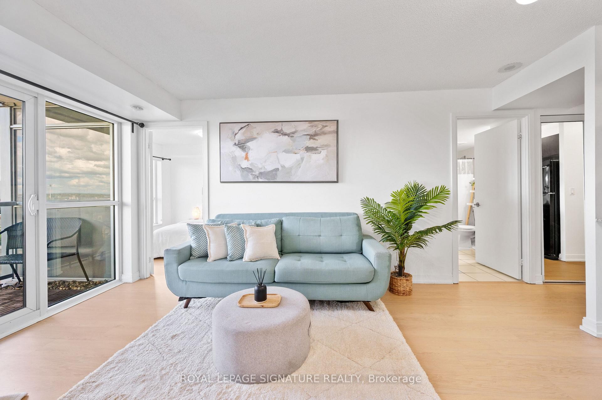 









181


Village Green

Square, 921,
Toronto,




ON
M1S 0K6

