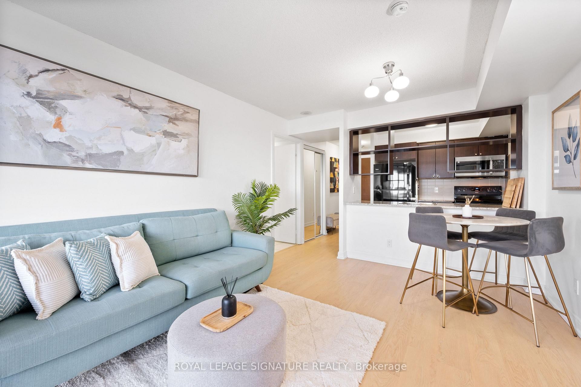 









181


Village Green

Square, 921,
Toronto,




ON
M1S 0K6

