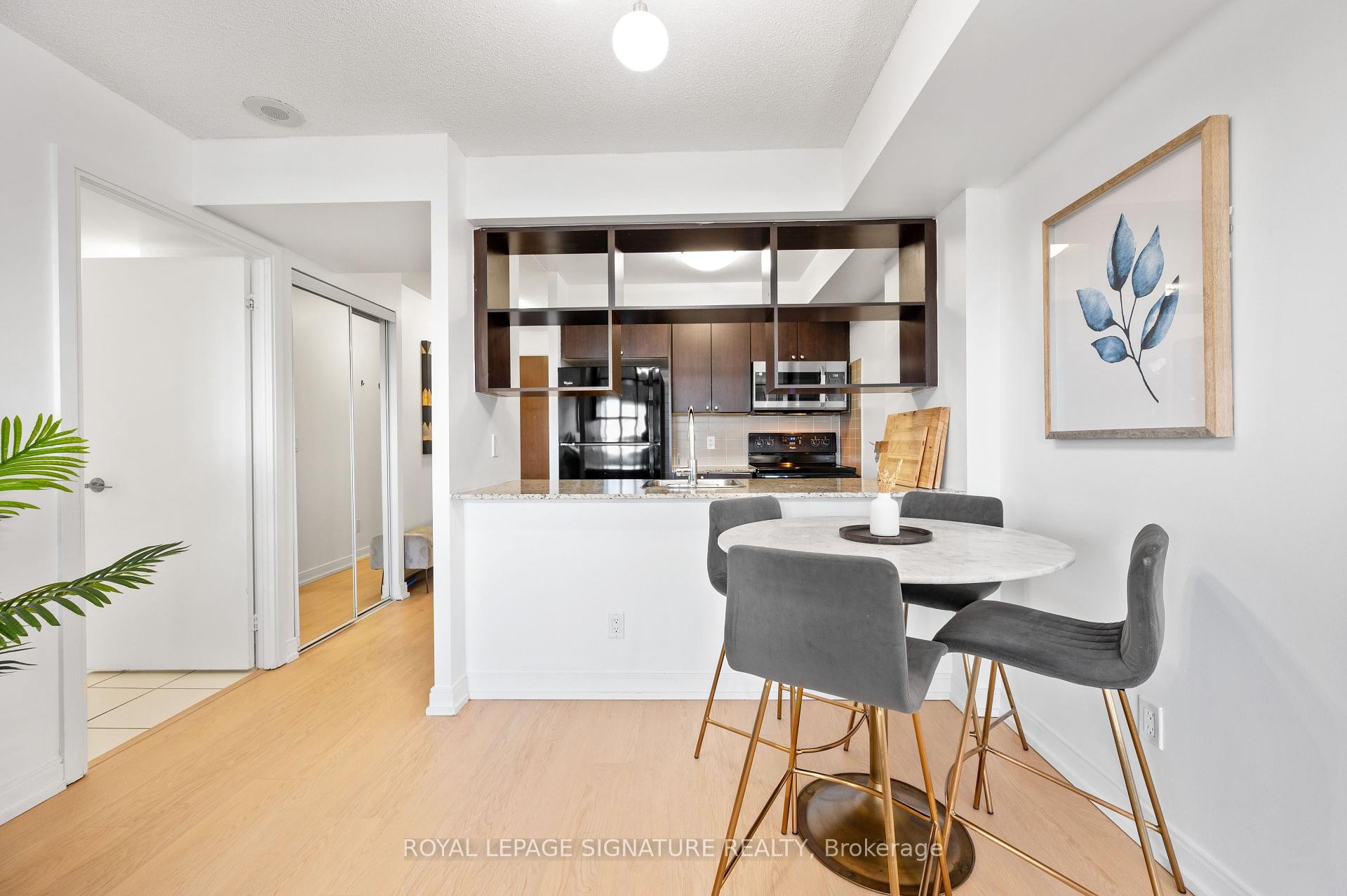 









181


Village Green

Square, 921,
Toronto,




ON
M1S 0K6

