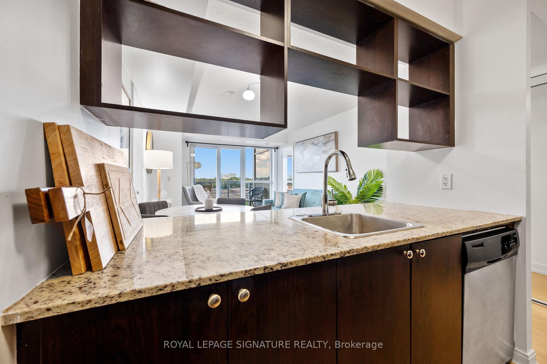 









181


Village Green

Square, 921,
Toronto,




ON
M1S 0K6

