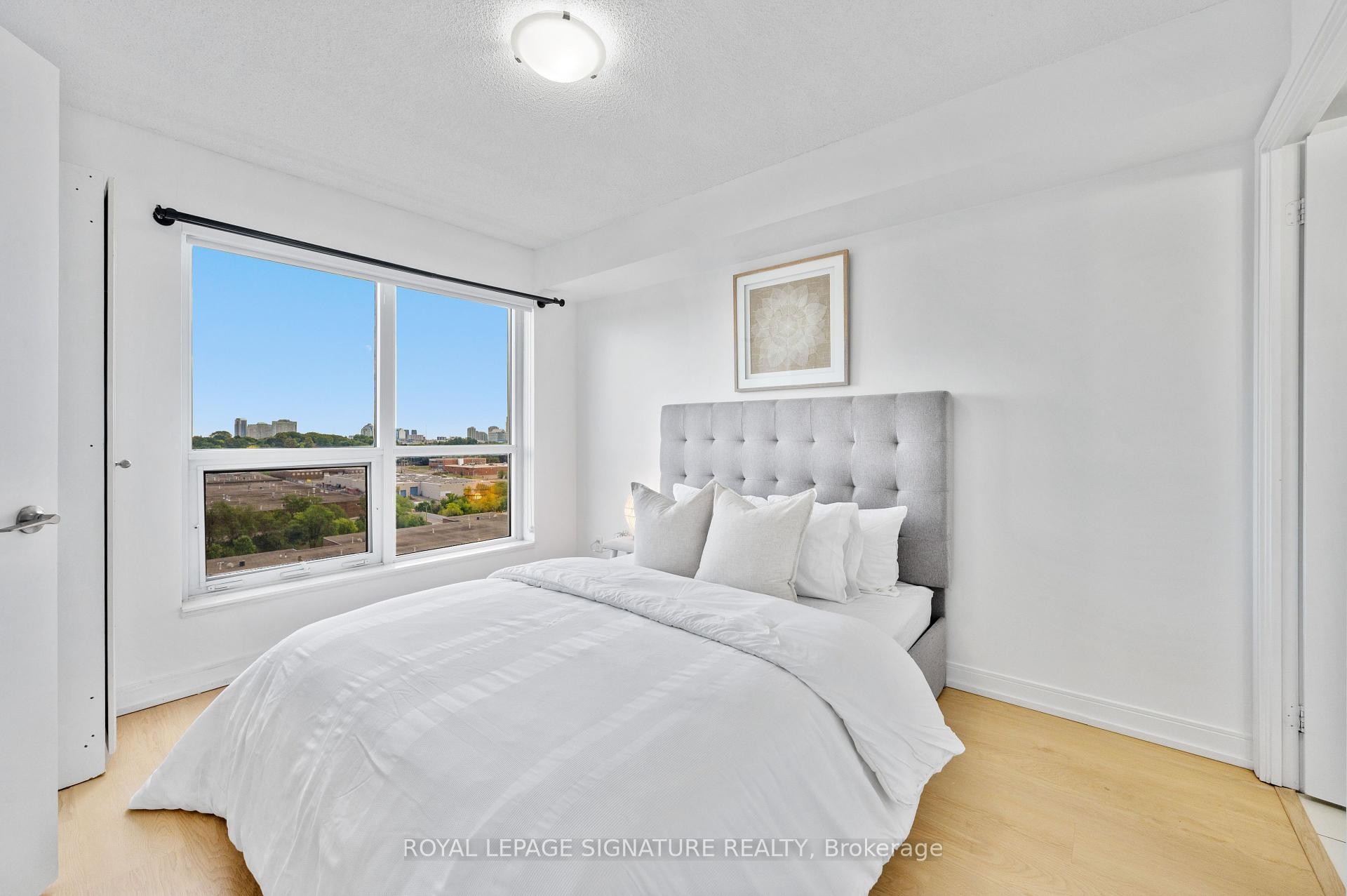 









181


Village Green

Square, 921,
Toronto,




ON
M1S 0K6

