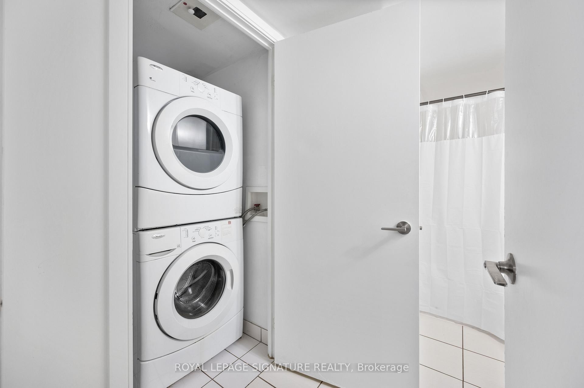 









181


Village Green

Square, 921,
Toronto,




ON
M1S 0K6

