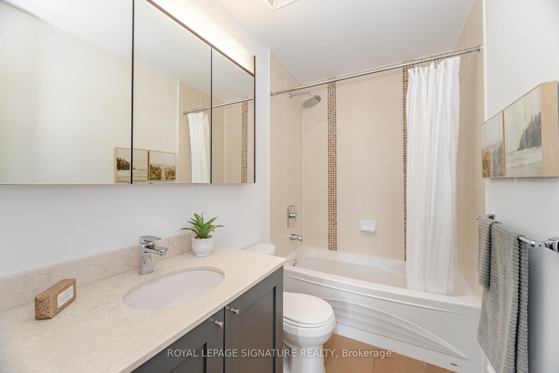









4070


Confederation

Parkway, PH4605,
Mississauga,




ON
L5B 0E9

