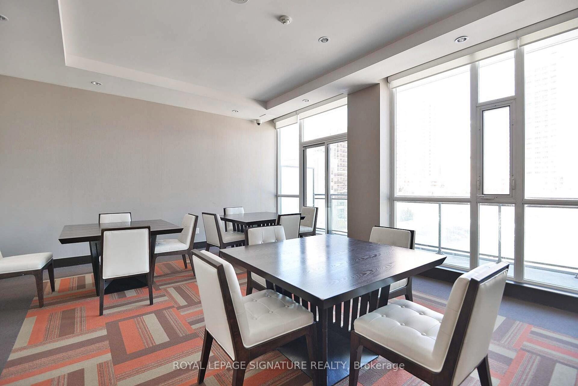 









4070


Confederation

Parkway, PH4605,
Mississauga,




ON
L5B 0E9

