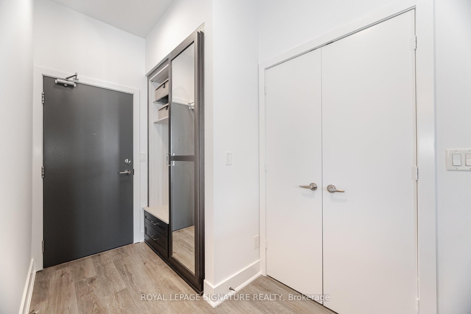 









4070


Confederation

Parkway, PH4605,
Mississauga,




ON
L5B 0E9

