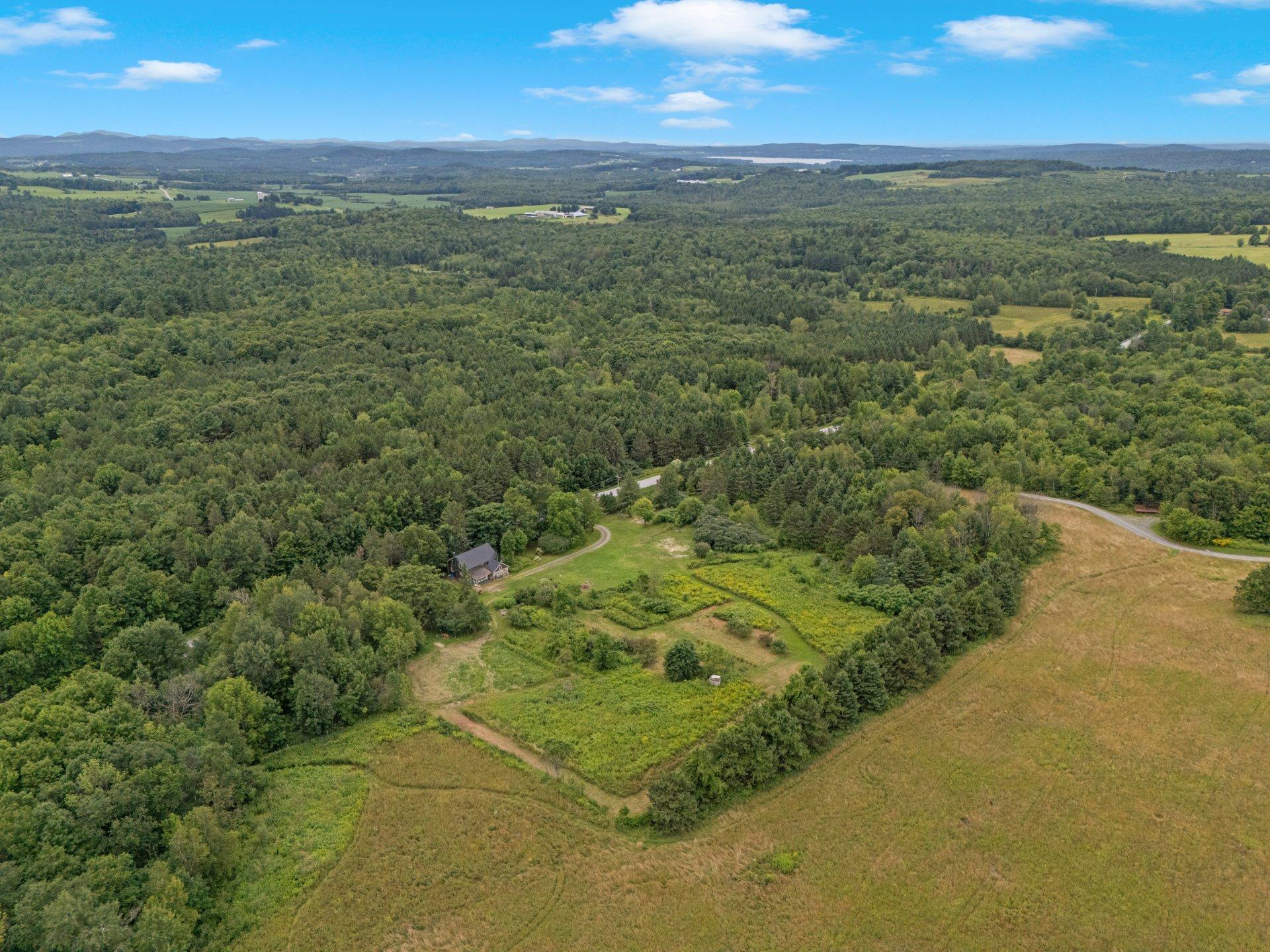 









223Z


Ch. de Richford

,
Frelighsburg,







QC
J0J1C0

