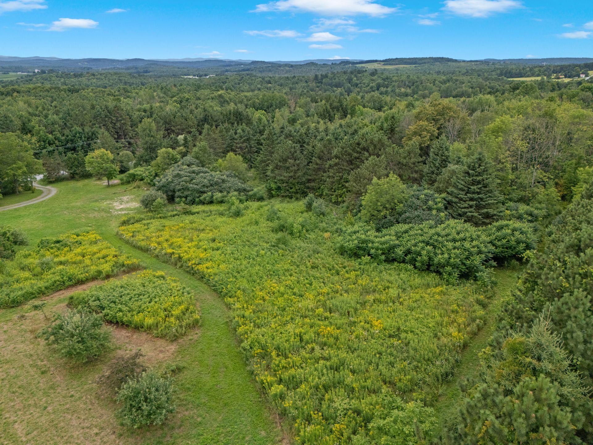









223Z


Ch. de Richford

,
Frelighsburg,







QC
J0J1C0

