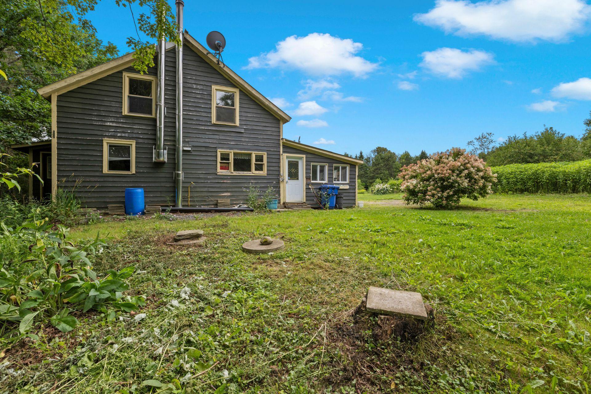 









223Z


Ch. de Richford

,
Frelighsburg,







QC
J0J1C0

