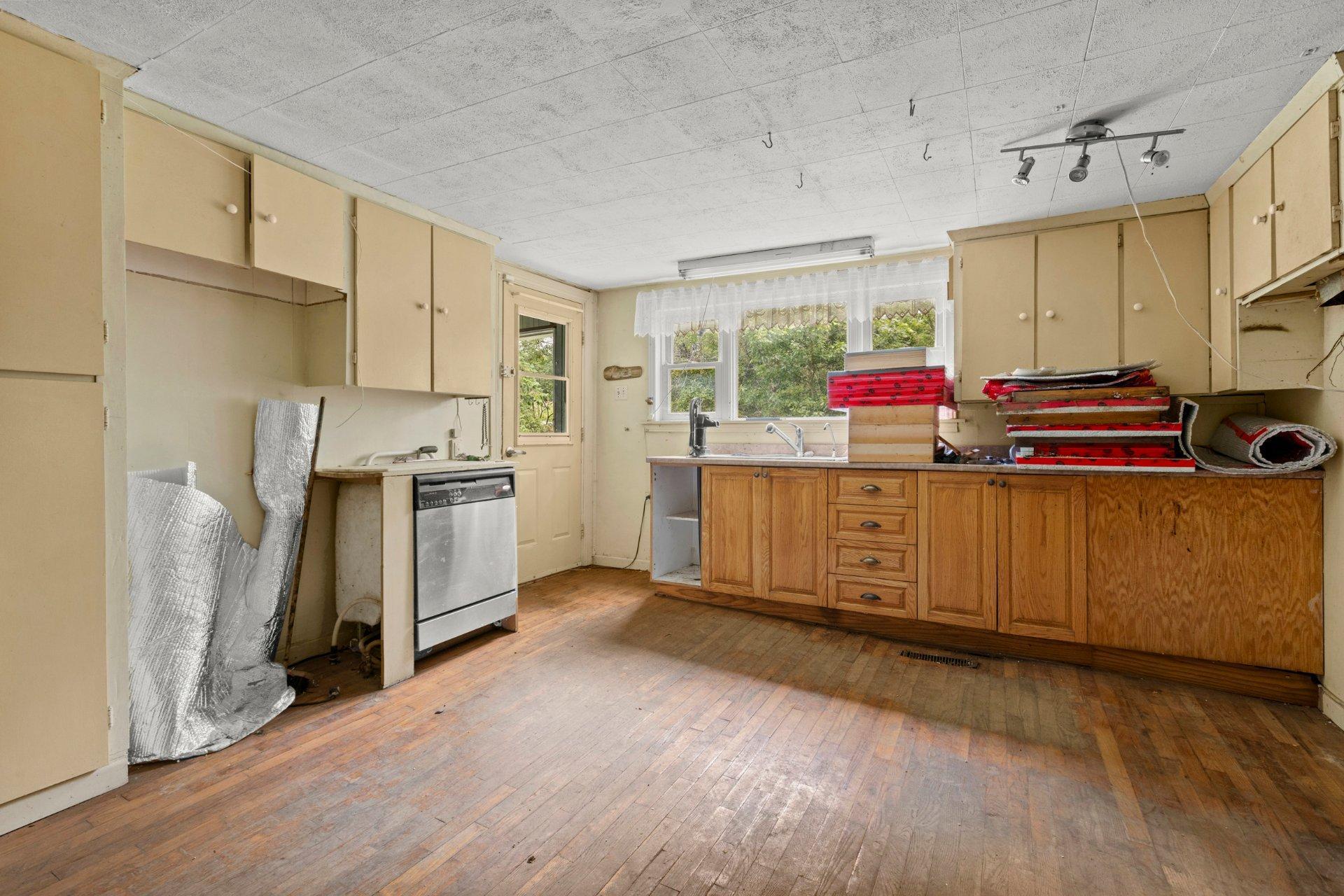 









223Z


Ch. de Richford

,
Frelighsburg,







QC
J0J1C0

