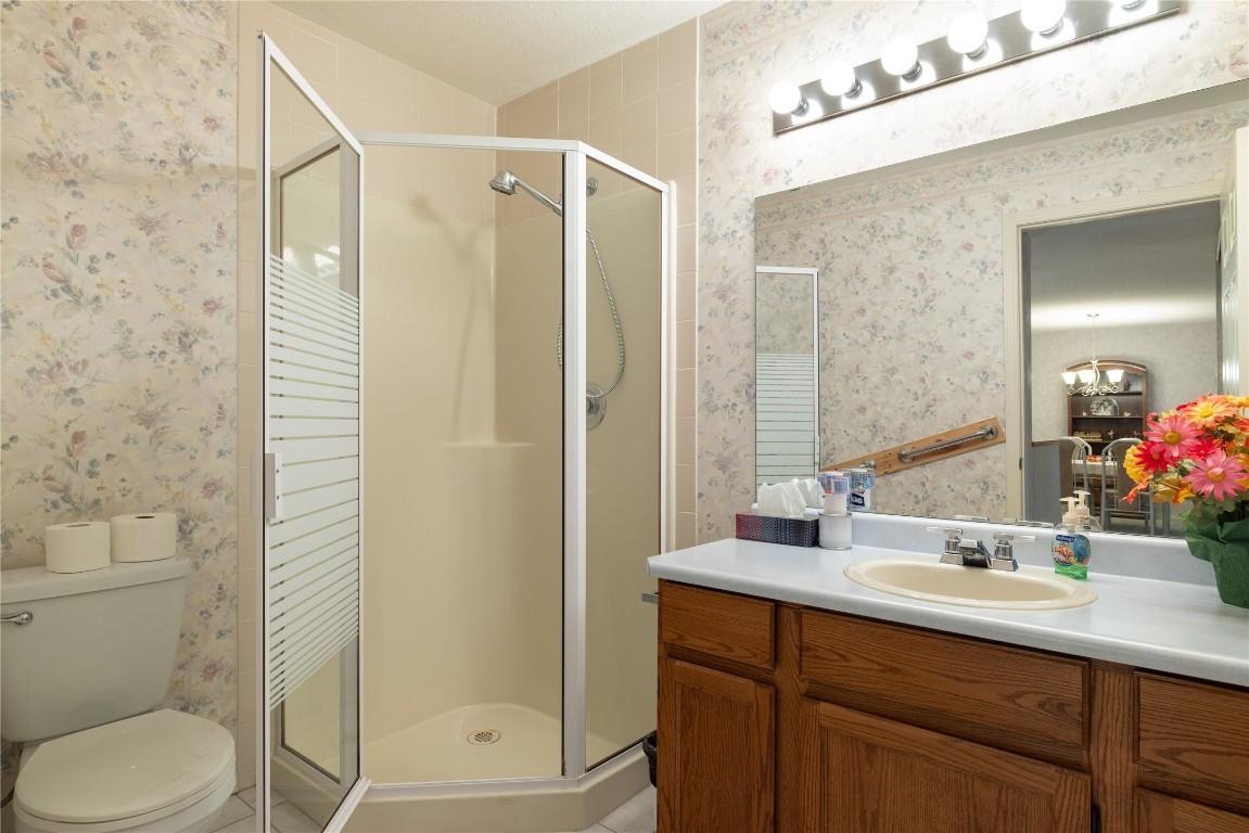 









1329


KLO

Road, 418,
Kelowna,




BC
V1W 3N9

