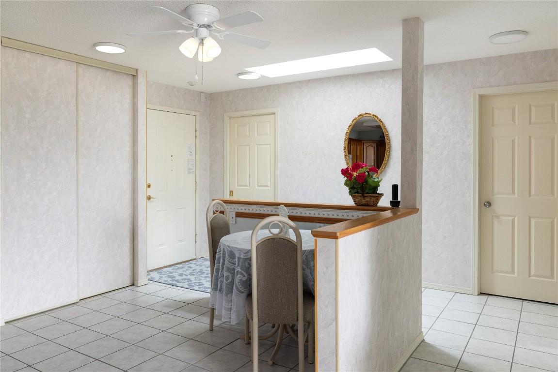 









1329


KLO

Road, 418,
Kelowna,




BC
V1W 3N9

