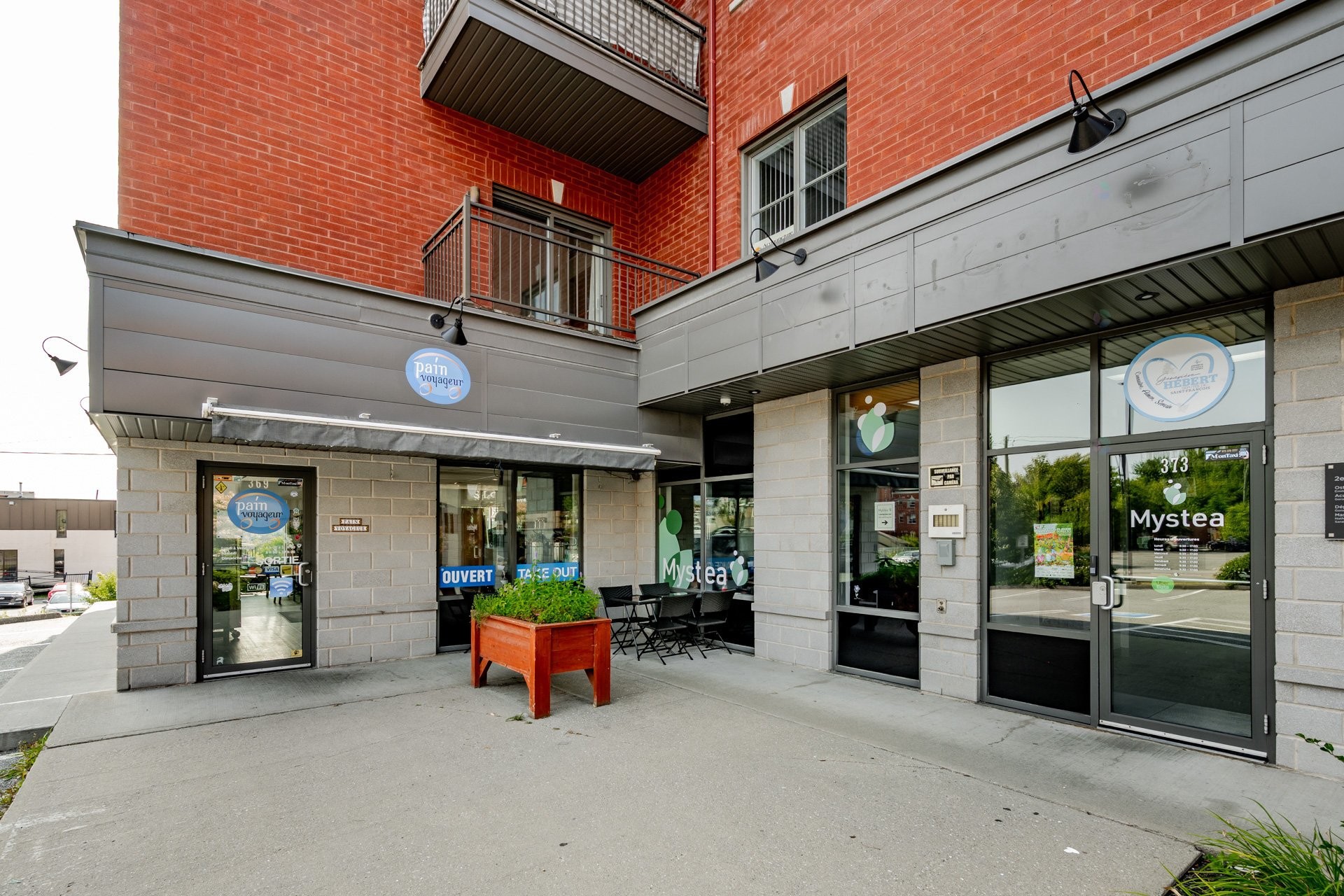 









373


Rue King E.

, 204B,
Sherbrooke (Fleurimont),




QC
J1G1B4

