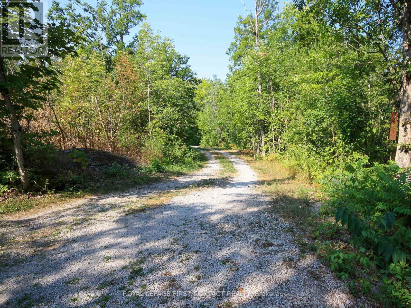 












30 BIRCH ACRES DRIVE

,
Georgian Bay,







Ontario
L0K1S0

