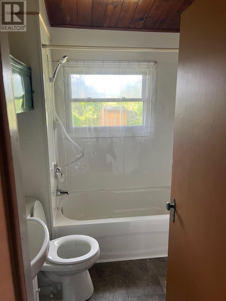 












4576 Highway 17

,
Spragge,




Ontario
P0R1K0

