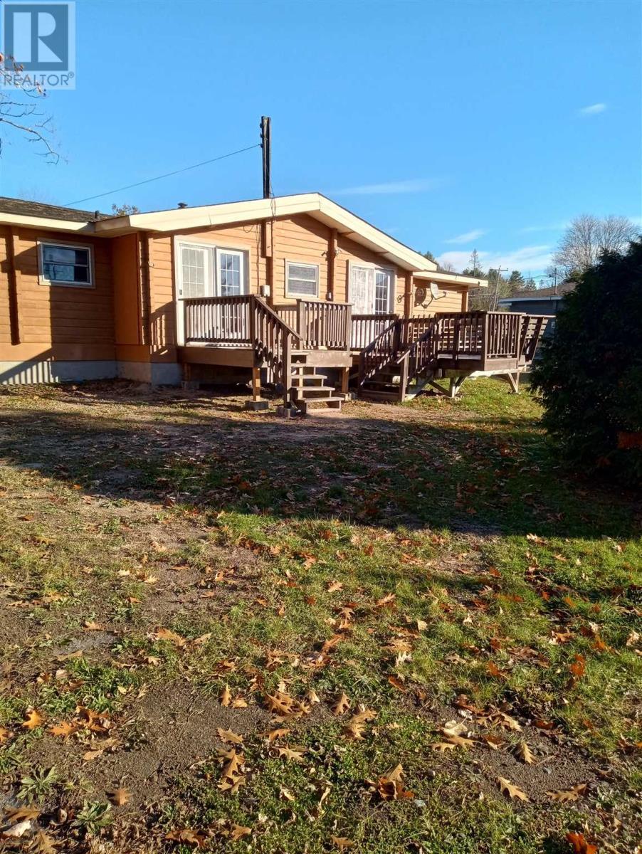 












4576 Highway 17

,
Spragge,




Ontario
P0R1K0

