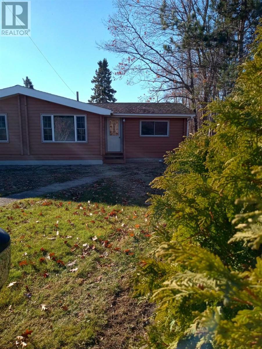 












4576 Highway 17

,
Spragge,




Ontario
P0R1K0

