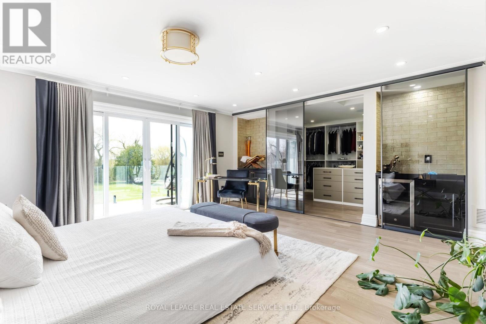 












12 JULIAN DRIVE

,
Brampton,




Ontario
L6P0L2

