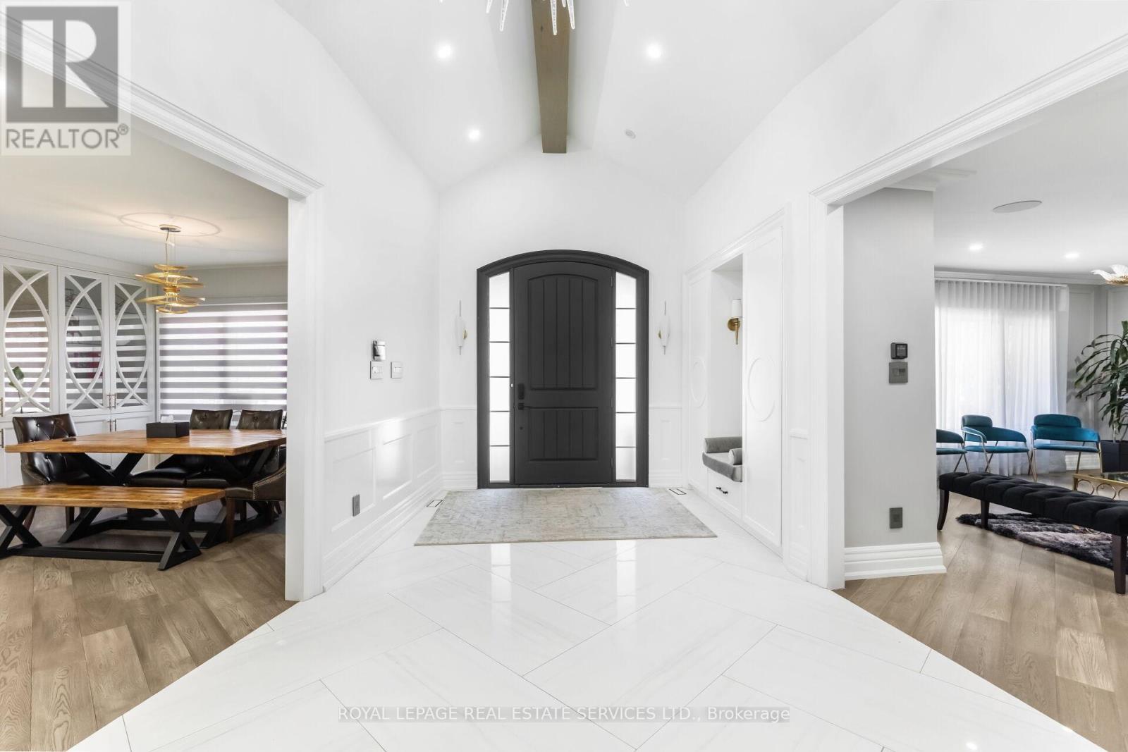 












12 JULIAN DRIVE

,
Brampton,




Ontario
L6P0L2

