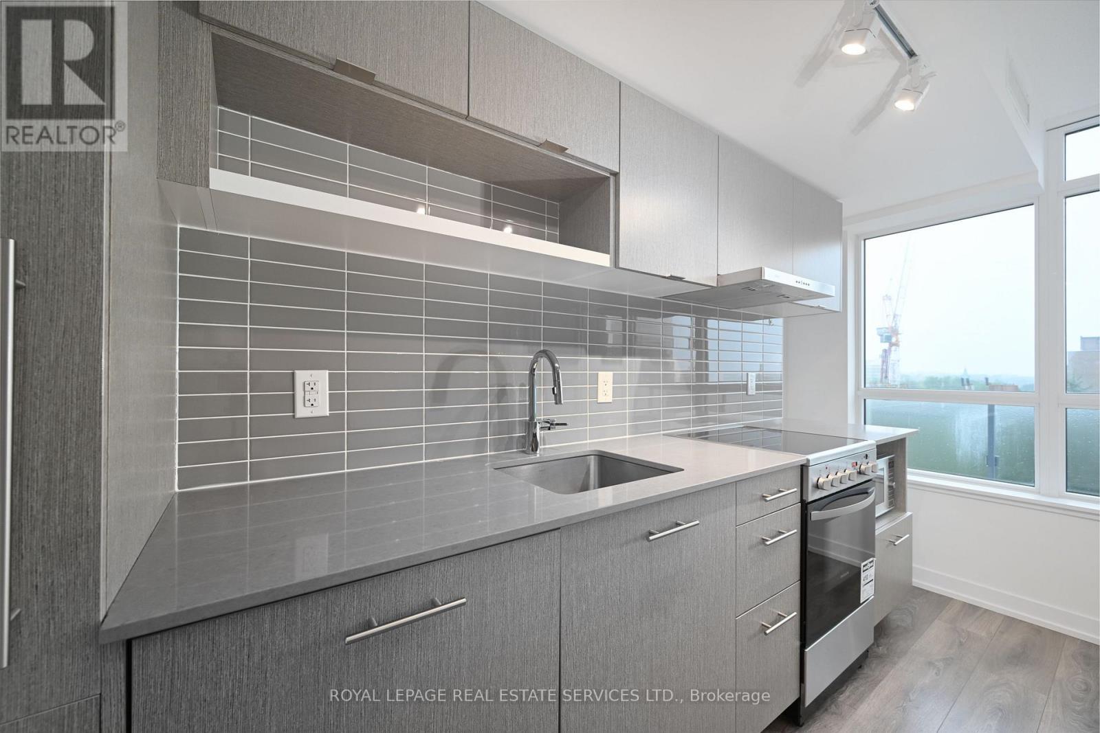 












808 - 365 CHURCH STREET

,
Toronto,




Ontario
M5B1H6

