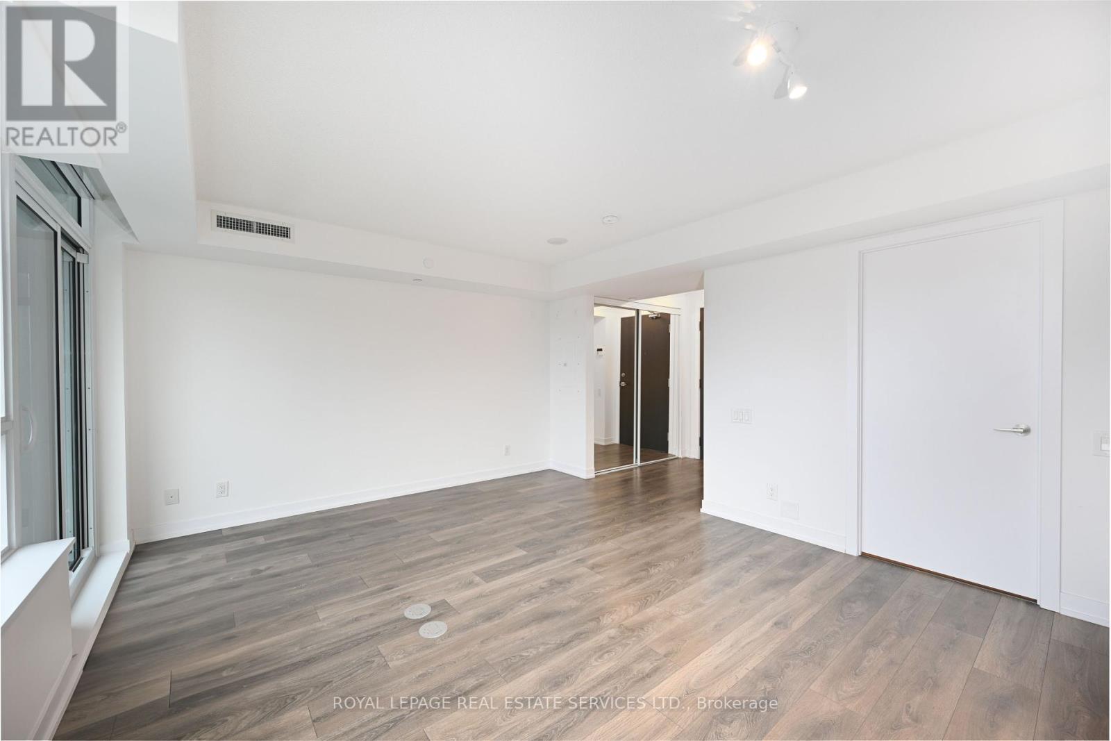 












808 - 365 CHURCH STREET

,
Toronto,




Ontario
M5B1H6

