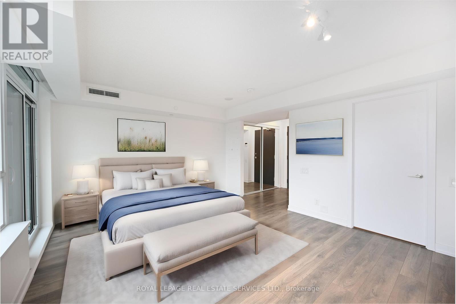 












808 - 365 CHURCH STREET

,
Toronto,




Ontario
M5B1H6

