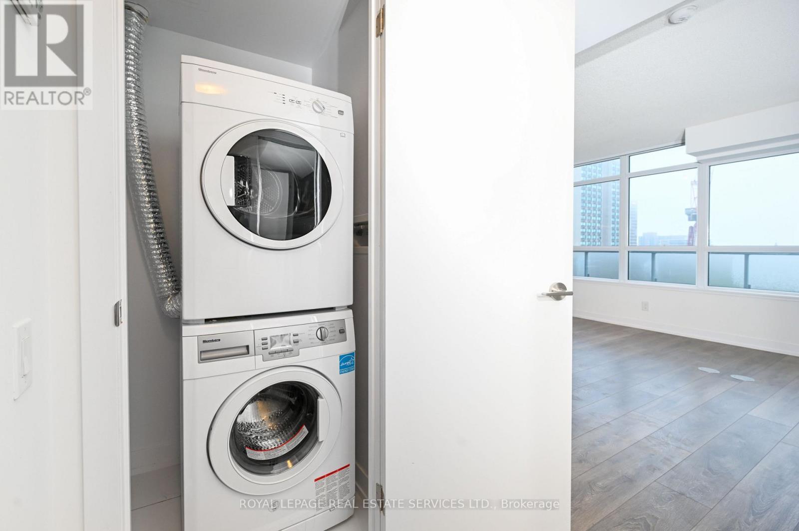 












808 - 365 CHURCH STREET

,
Toronto,




Ontario
M5B1H6

