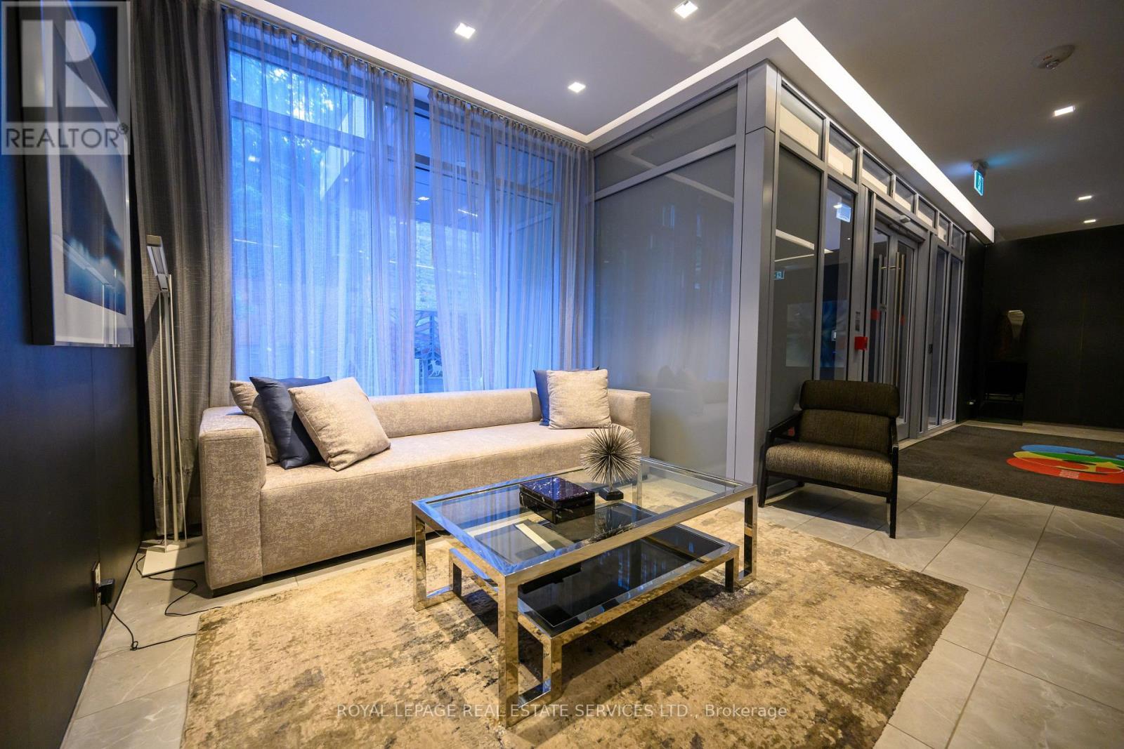 












808 - 365 CHURCH STREET

,
Toronto,




Ontario
M5B1H6

