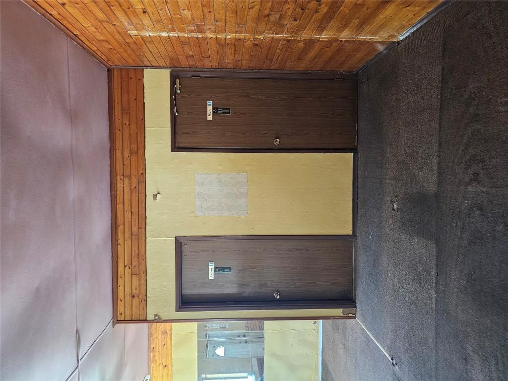 









5851


Highway 33E

Highway,
Beaverdell,




BC
V0H 1A0

