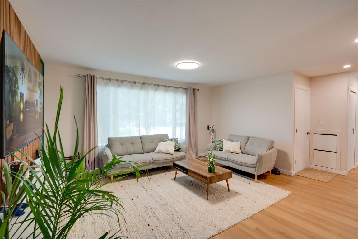 









1802


43

Street,
Vernon,




BC
V1T 6W8

