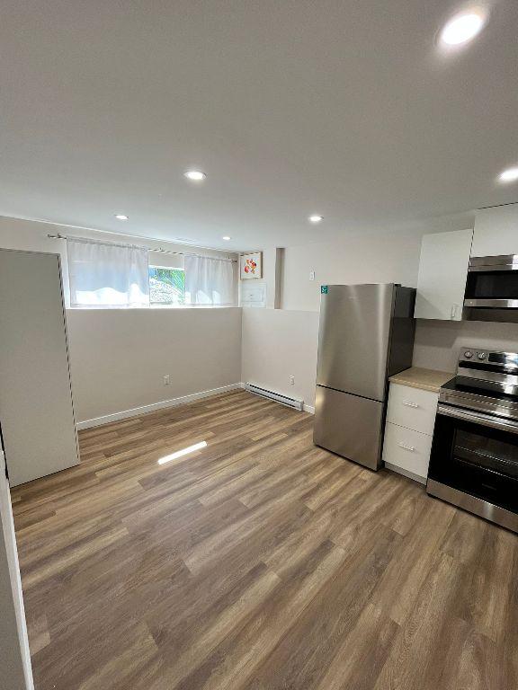 









1802


43

Street,
Vernon,




BC
V1T 6W8

