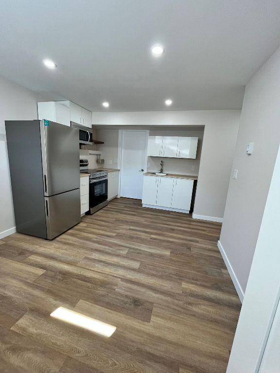 









1802


43

Street,
Vernon,




BC
V1T 6W8

