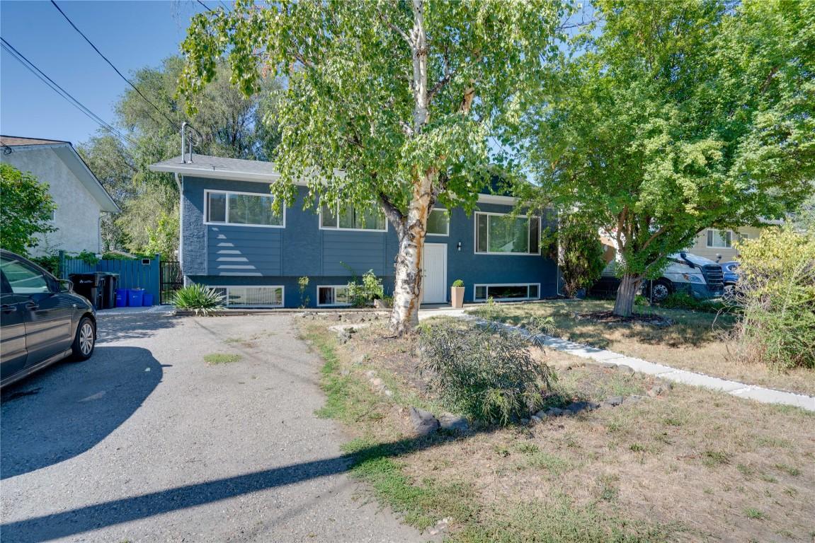 









1802


43

Street,
Vernon,




BC
V1T 6W8

