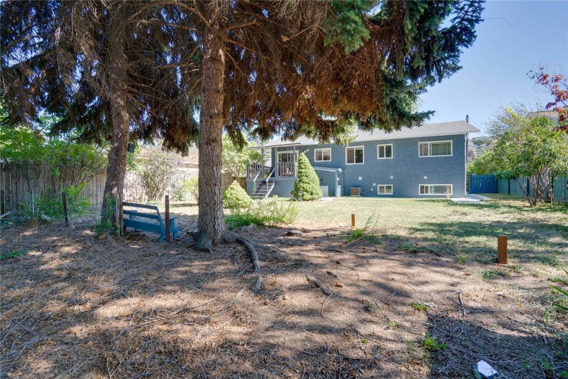 









1802


43

Street,
Vernon,




BC
V1T 6W8

