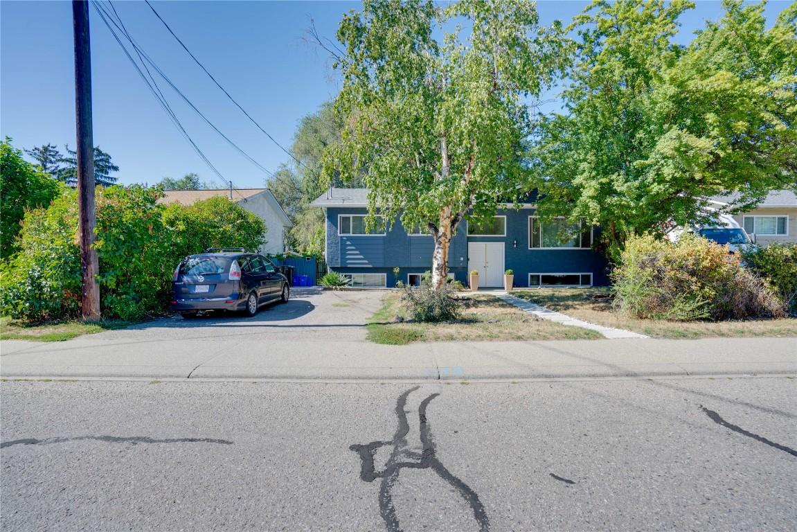 









1802


43

Street,
Vernon,




BC
V1T 6W8

