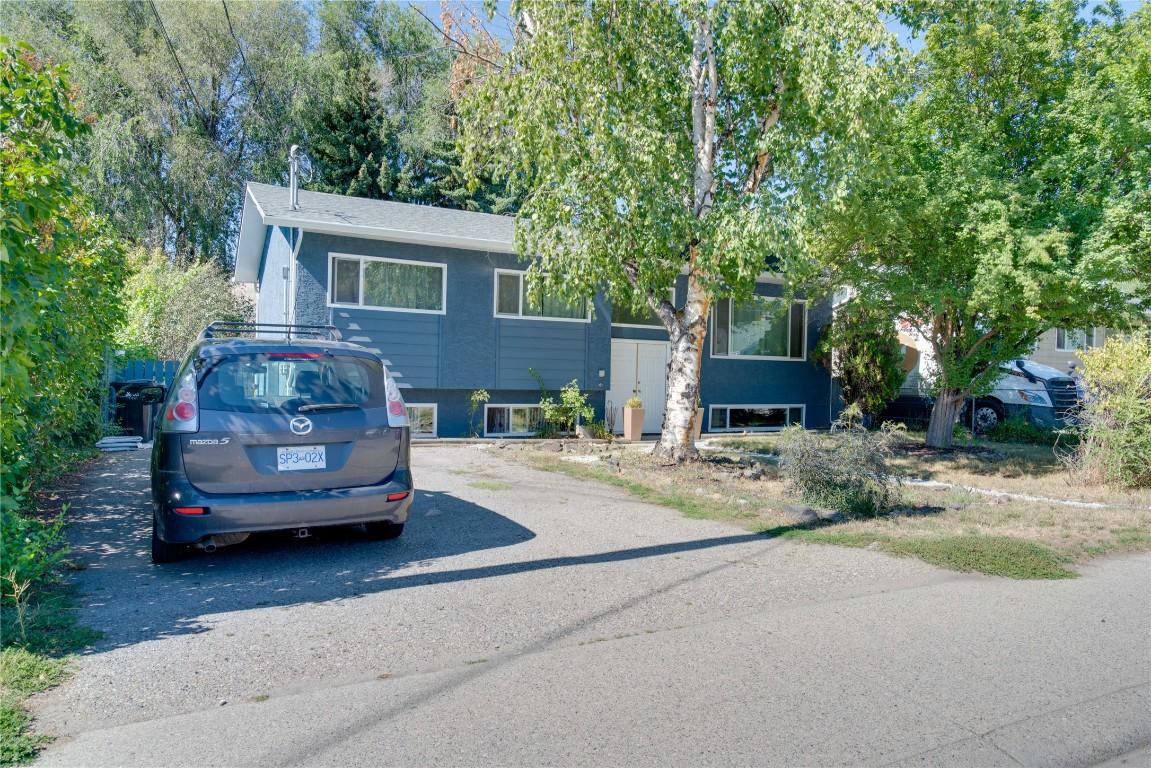 









1802


43

Street,
Vernon,




BC
V1T 6W8


