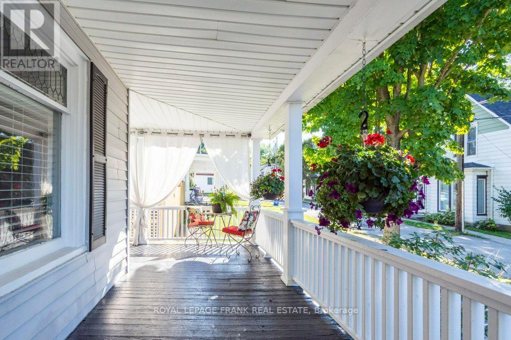 












6 NORTON LANE

,
Cramahe (Colborne),




Ontario
K0K1S0

