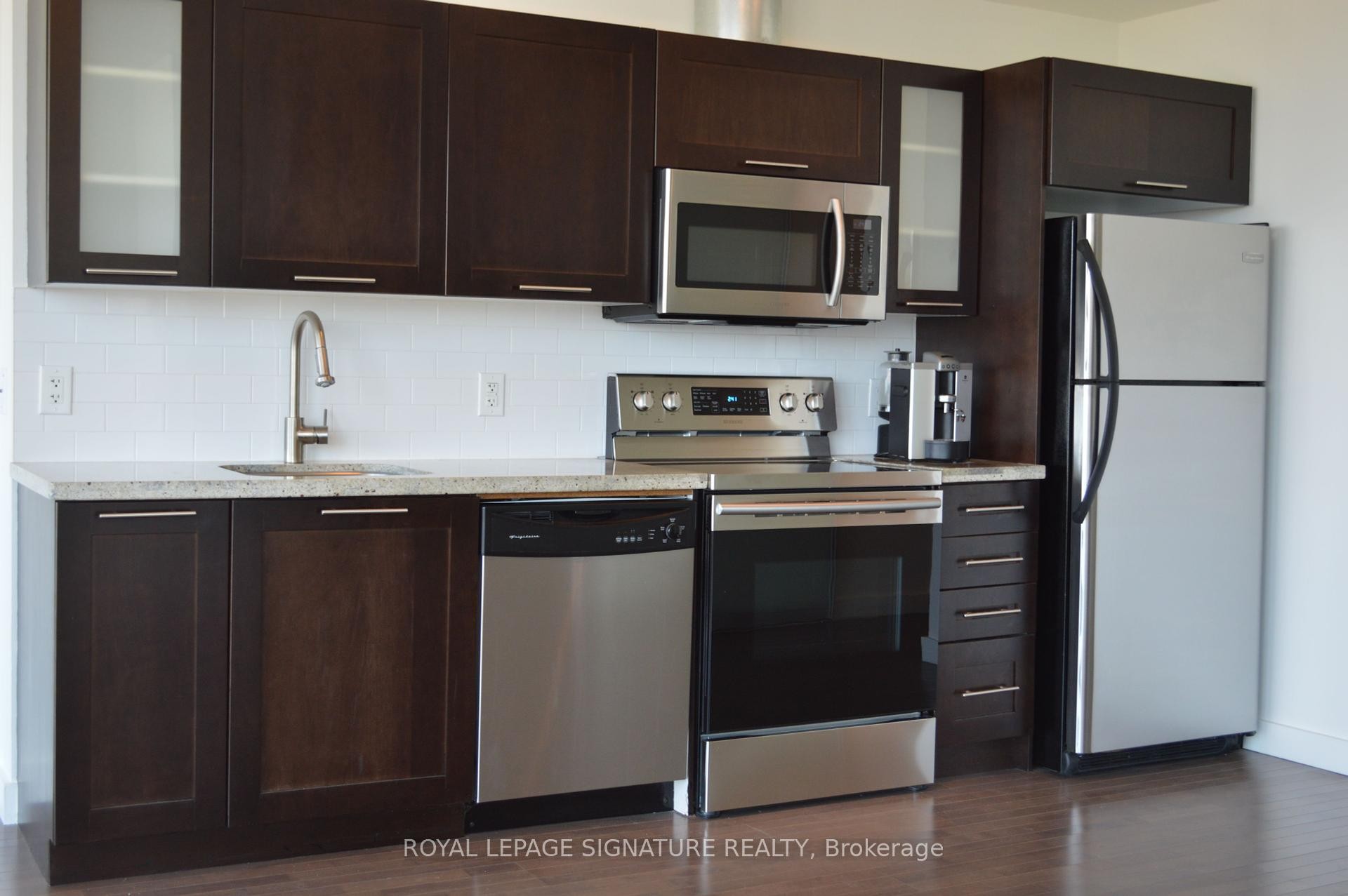 









33


Mill

Street, 2509,
Toronto,




ON
M5A 3R3

