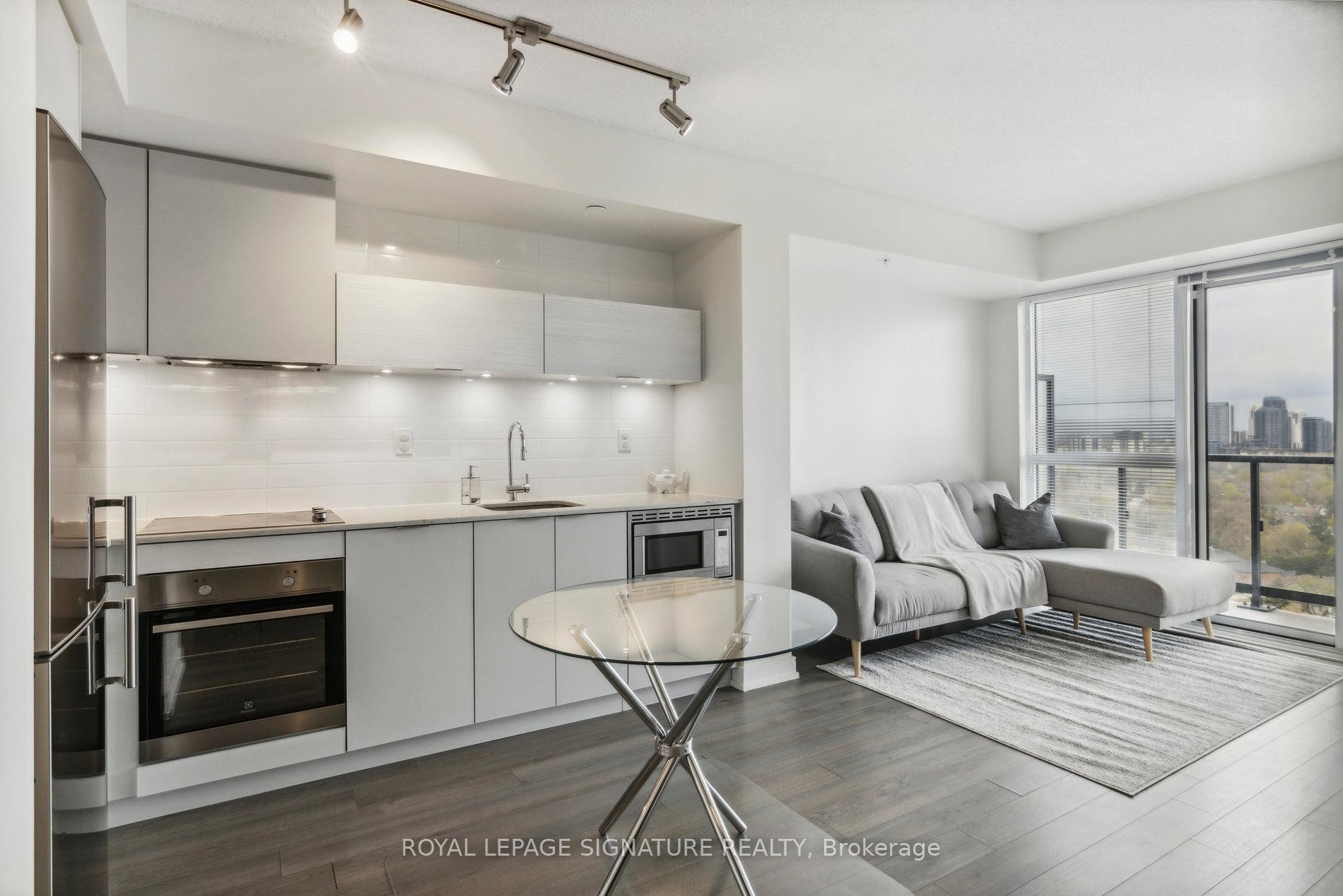 









20


Thomas Riley

Road, 1703,
Toronto,




ON
M9B 0C3

