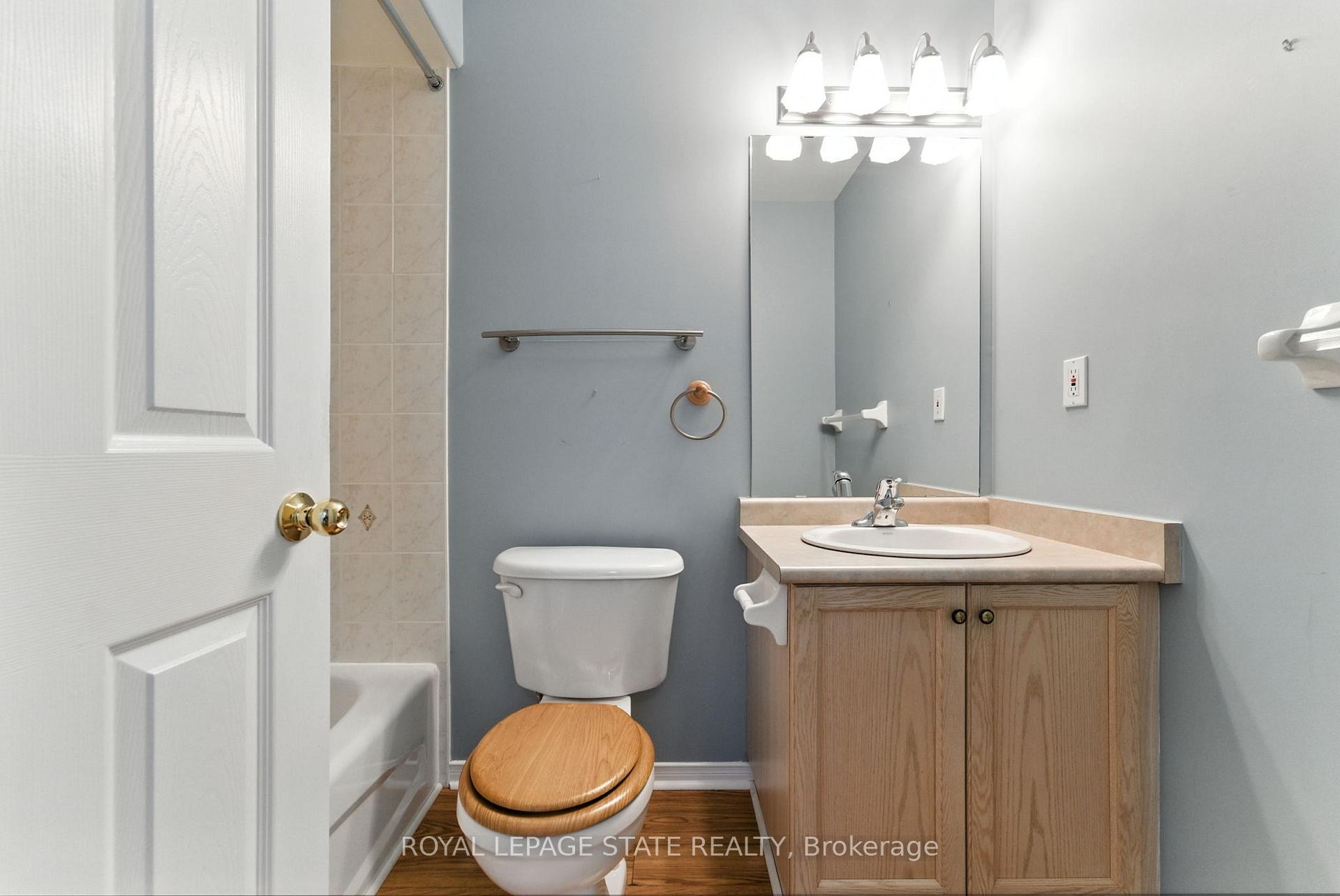 









40


Wesleyan

Court, 6,
Hamilton,




ON
L9G 5C7

