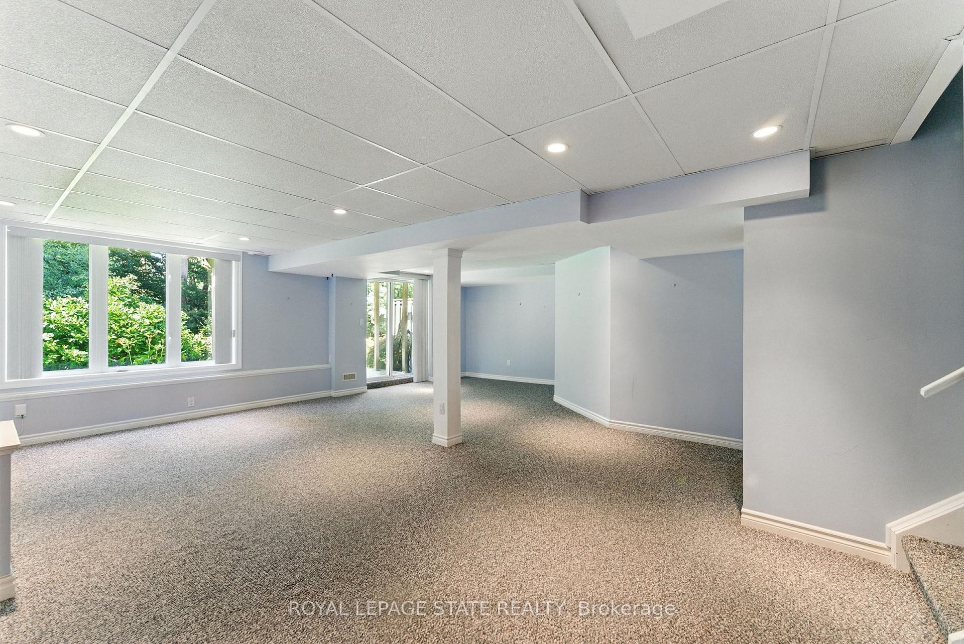 









40


Wesleyan

Court, 6,
Hamilton,




ON
L9G 5C7

